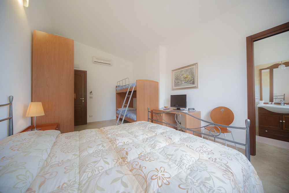 Bonsai B&B Alghero Санта-Мария-ла-Пальма Экстерьер фото
